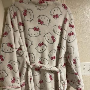Hello Kitty Bathrobe